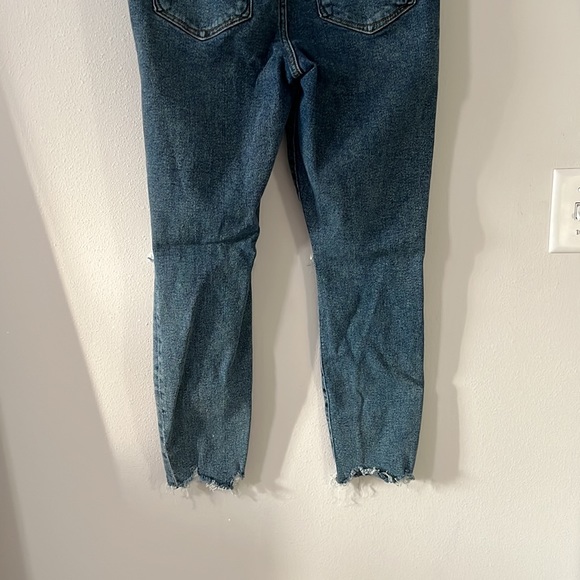 Good American Good Waist Jeans - Picture 6 of 8